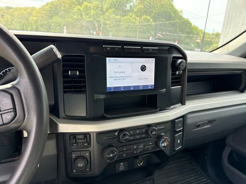 Used 2023 Ford F350 XL w/ 360-Degree Camera Package AWD/4WD image 18