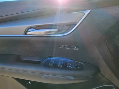 Used 2024 Cadillac XT6 Luxury w/ LPO, Floor Liner Package AWD/4WD image 19