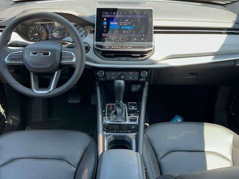 Used 2024 Jeep Compass Limited w/ Sun and Sound Group AWD/4WD image 12