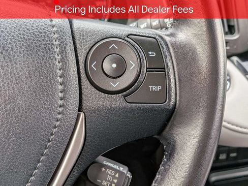 Used 2016 Toyota RAV4 XLE AWD/4WD image 27