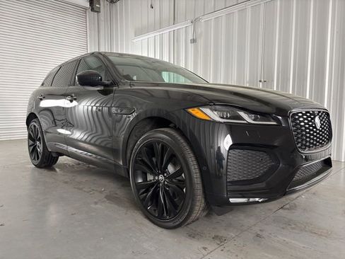 Used 2026 Jaguar F-PACE R-Dynamic S image 5