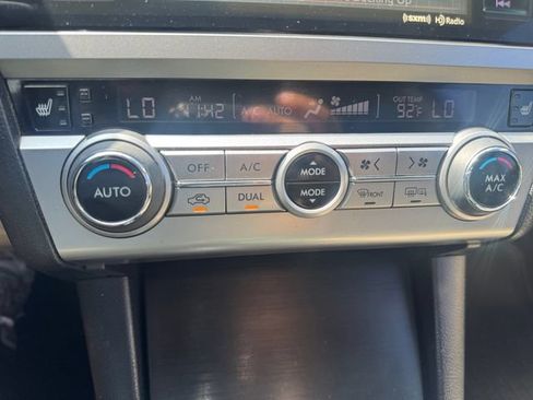 Used 2016 Subaru Outback 2.5i Limited AWD/4WD image 14