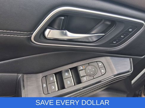 Used 2021 Nissan Rogue SL w/ Premium Package image 14