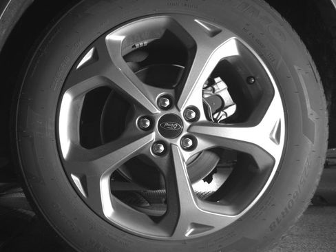Used 2024 Ford Escape ST-Line AWD/4WD image 23