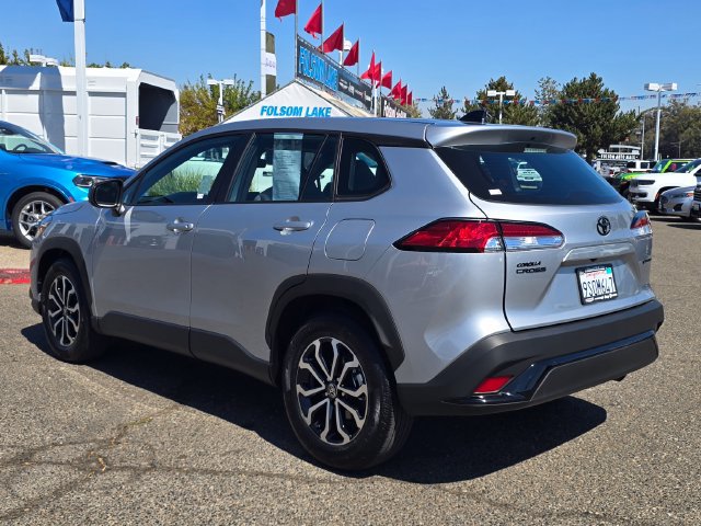 Used 2025 Toyota Corolla Cross AWD Hybrid image 6