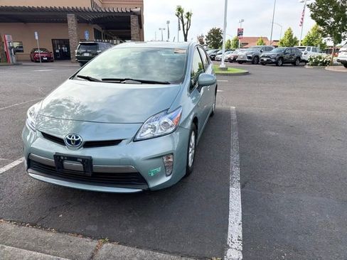 Used 2015 Toyota Prius Prime Plug-In Hybrid FWD image 21