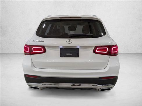 Used 2022 Mercedes-Benz GLC 300 w/ Premium Package Lite image 7