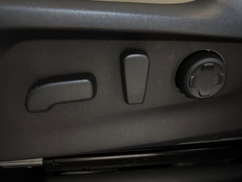 New 2026 Subaru Ascent Limited image 14