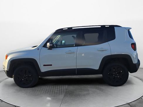 Used 2018 Jeep Renegade Trailhawk w/ UConnect 8.4 Nav Group image 2
