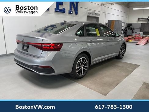 New 2025 Volkswagen Jetta Sport image 4