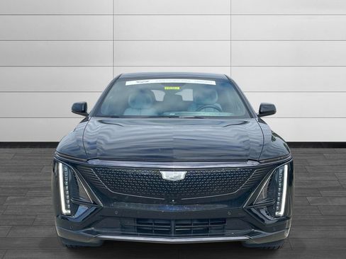 Certified 2024 Cadillac Lyriq Sport RWD image 8