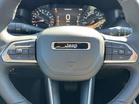 New 2026 Jeep Compass Latitude image 7