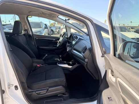 Used 2019 Honda Fit LX image 28