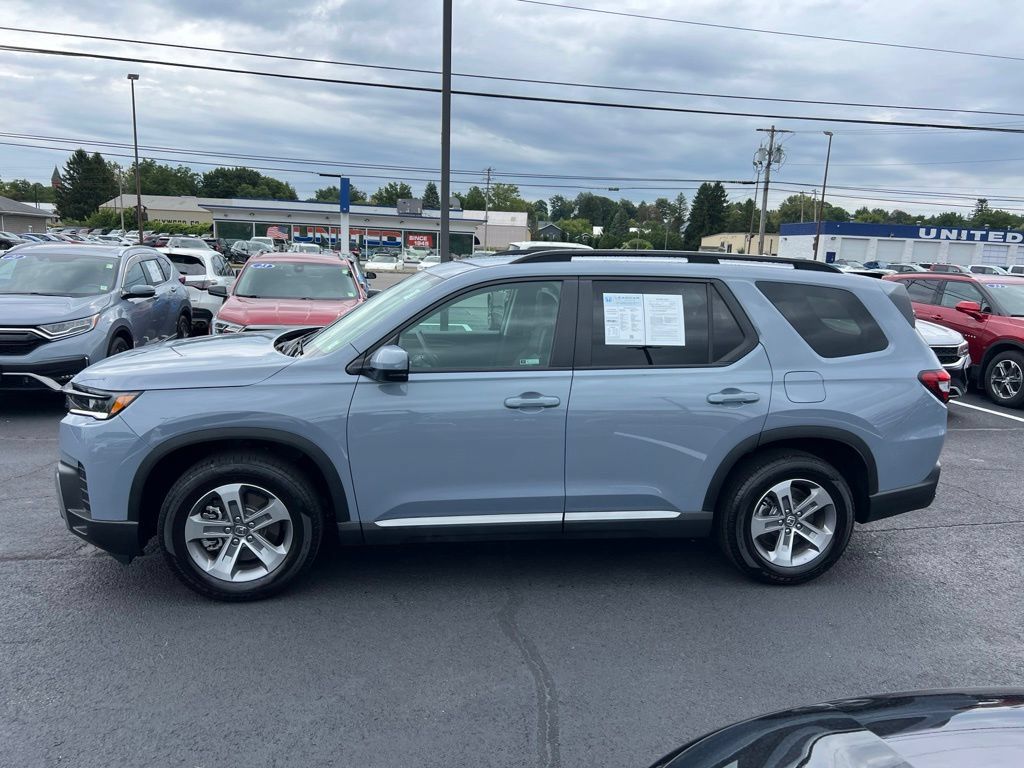 Certified 2026 Honda Pilot EX-L image 2