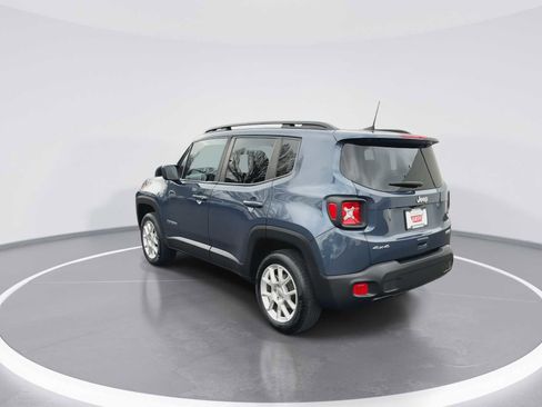 Used 2022 Jeep Renegade Latitude image 6