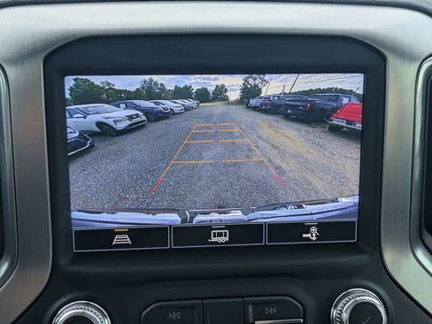 Used 2021 GMC Sierra 1500 SLT w/ SLT Premium Package AWD/4WD image 21