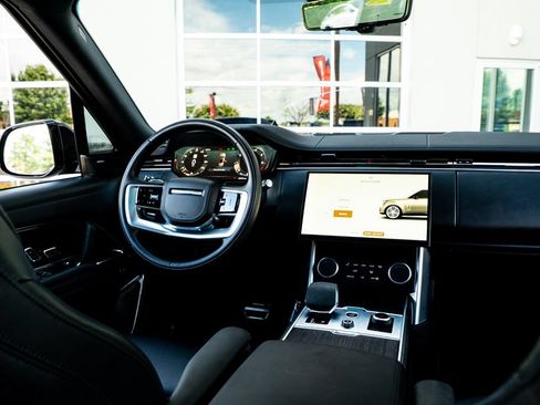 Used 2023 Land Rover Range Rover SE AWD/4WD image 34