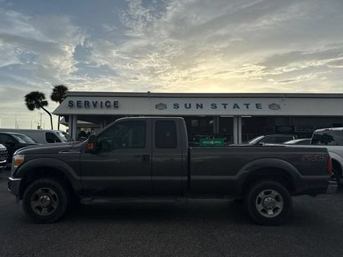 Used 2016 Ford F250 XLT w/ XLT Value Package AWD/4WD image 2