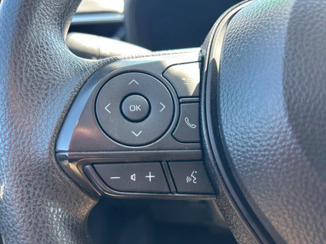 Used 2026 Toyota Corolla LE FWD image 16