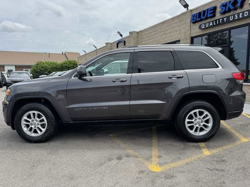Used 2019 Jeep Grand Cherokee Laredo AWD/4WD image 8