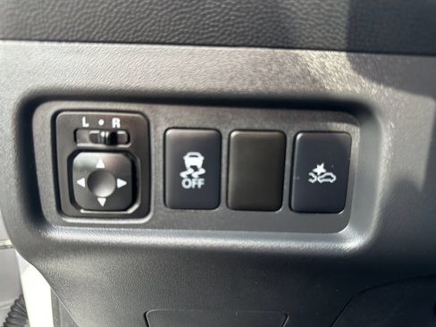 Used 2024 Mitsubishi Mirage ES FWD image 31