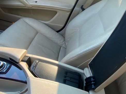 Used 2010 BMW 535i xDrive Wagon AWD/4WD image 37