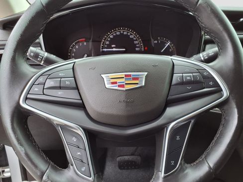 Certified 2018 Cadillac XT5 Luxury w/ Driver Awareness Package image 16
