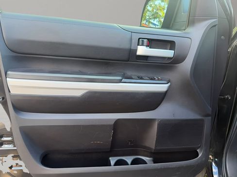 Used 2021 Toyota Tundra SR5 AWD/4WD image 10