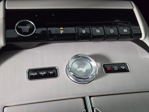 New 2026 Lincoln Navigator Reserve w/ Jet Appearance Package AWD/4WD image 29