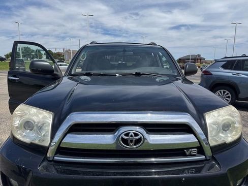 Used 2006 Toyota 4Runner SR5 AWD/4WD image 14