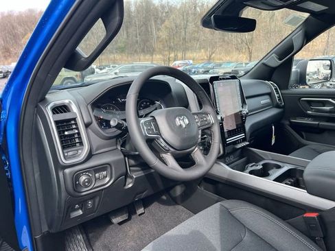 New 2026 RAM 1500 4x4 Crew Cab image 10