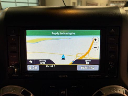 Used 2015 Jeep Wrangler Unlimited Rubicon image 15