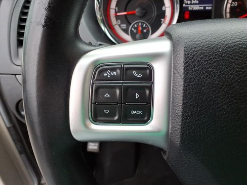 Used 2018 Dodge Grand Caravan SE w/ UConnect Hands-Free Group FWD image 23