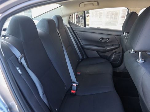 Used 2025 Nissan Sentra S image 17