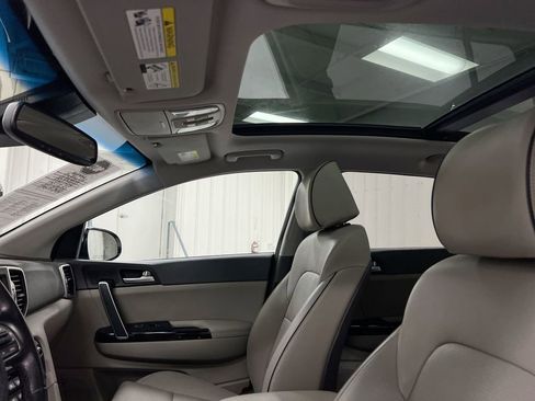 Used 2019 Kia Sportage EX w/ Option Group 040 FWD image 20