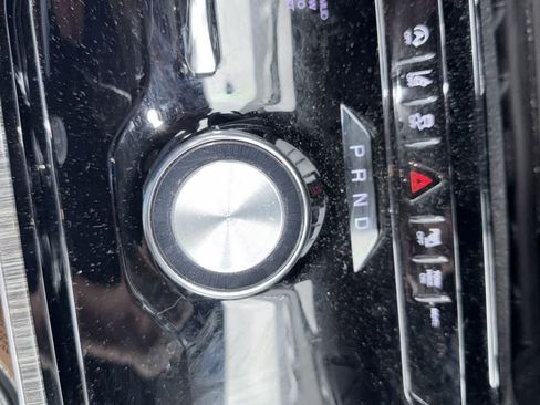 Used 2022 Jeep Wagoneer Series II AWD/4WD image 10