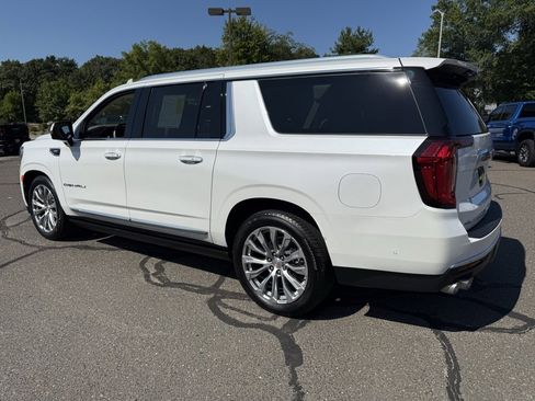Certified 2024 GMC Yukon XL Denali w/ Denali Reserve Package image 37