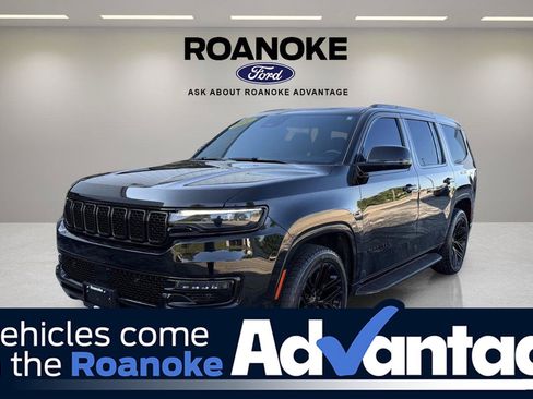 Used 2022 Jeep Wagoneer Series II AWD/4WD image 1