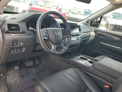 Used 2025 Honda Ridgeline RTL image 12