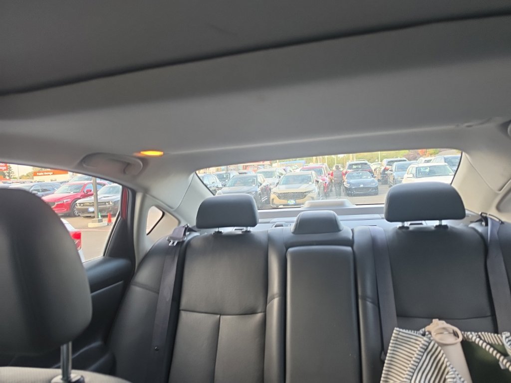 Used 2015 Nissan Altima 2.5 SL w/ Technology Package FWD image 9