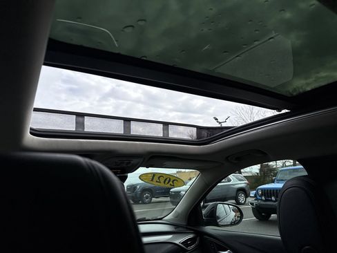 Used 2021 Buick Encore GX Essence w/ Advanced Technology Package image 30