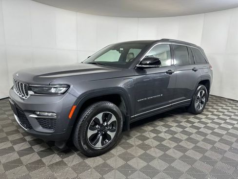 Used 2023 Jeep Grand Cherokee 4WD 4xe w/ Luxury Tech Group II image 7