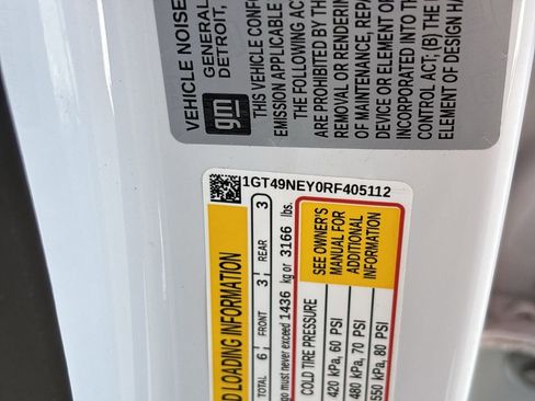 Used 2024 GMC Sierra 2500 SLT image 33