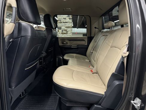 Used 2022 RAM 3500 Limited AWD/4WD image 26
