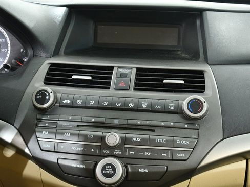 Used 2012 Honda Accord LX image 9