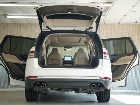 Used 2021 Lincoln Aviator Reserve w/ Elements Package Plus RWD image 43
