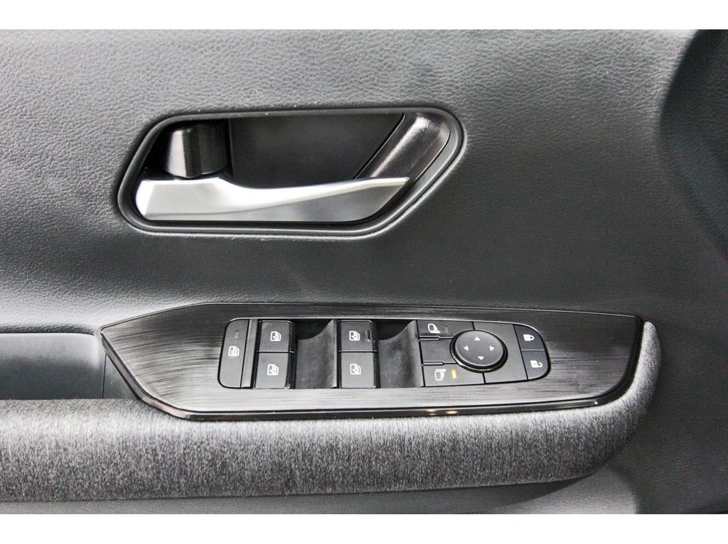 Used 2026 Nissan Kicks SV FWD image 20