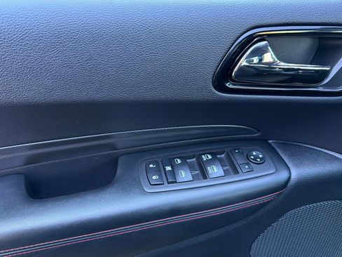 Used 2025 Dodge Durango GT AWD/4WD image 10
