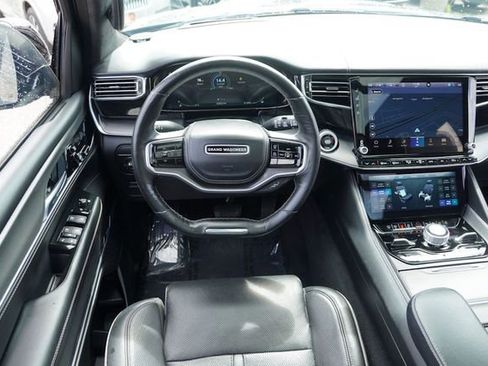 Used 2022 Jeep Grand Wagoneer Series II image 22