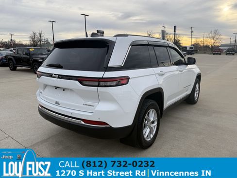 Used 2023 Jeep Grand Cherokee Laredo image 7